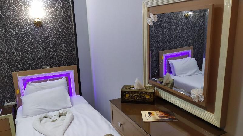 Hotel Grand 3*